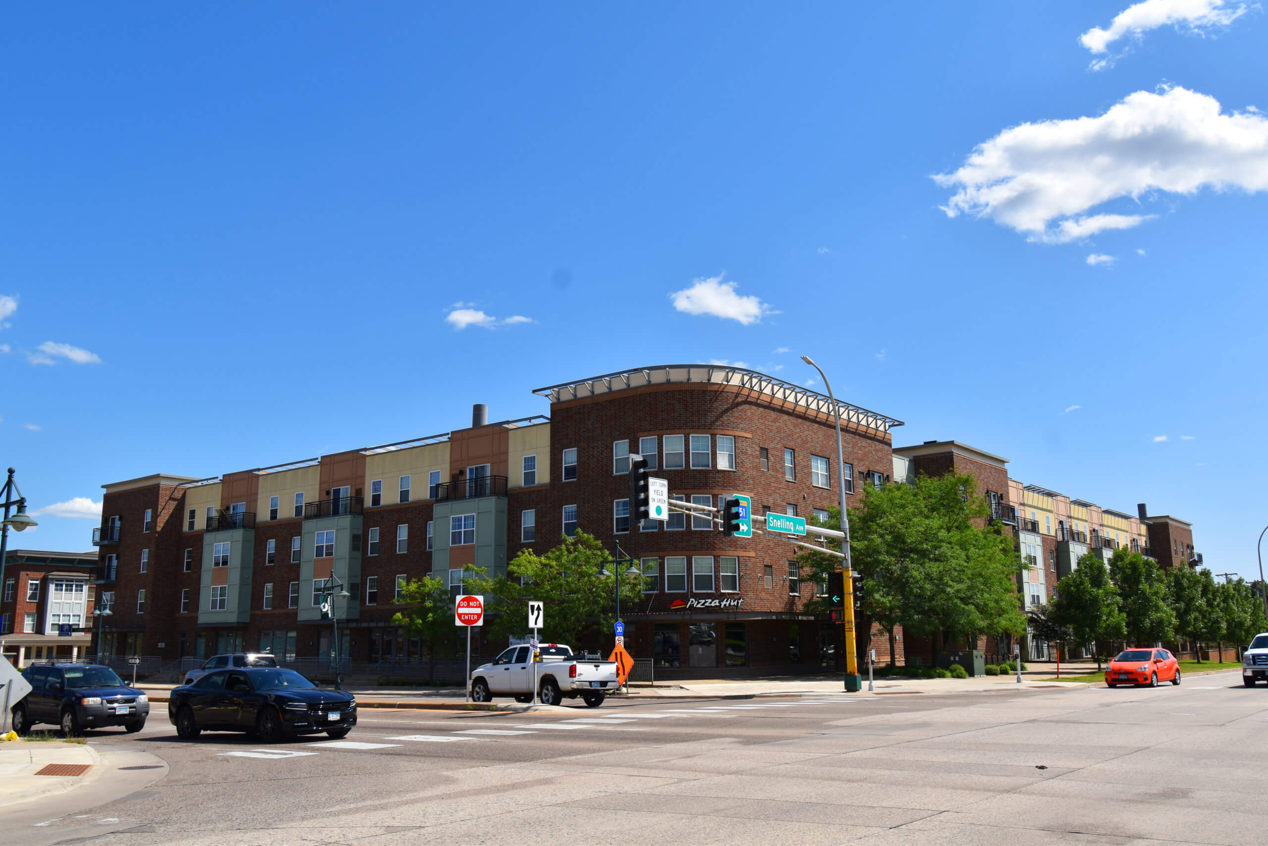 Falcon Heights Town Square Falcon Heights, MN Apartments Sherman