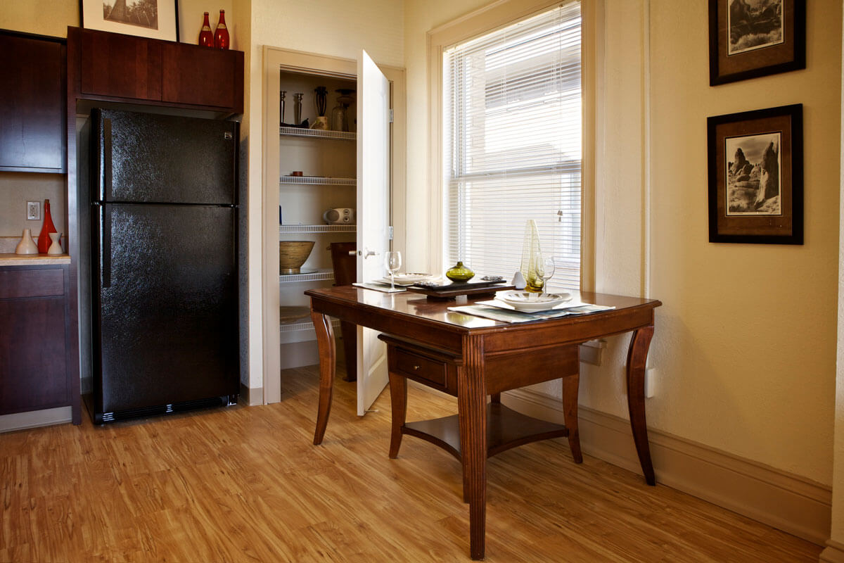 stradford flats kitchen