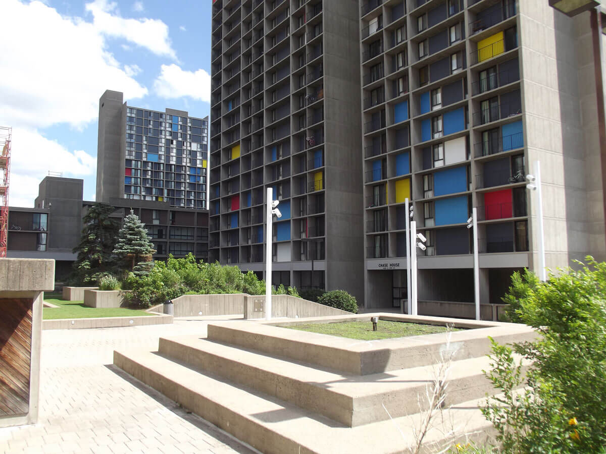 riverside plaza buildings