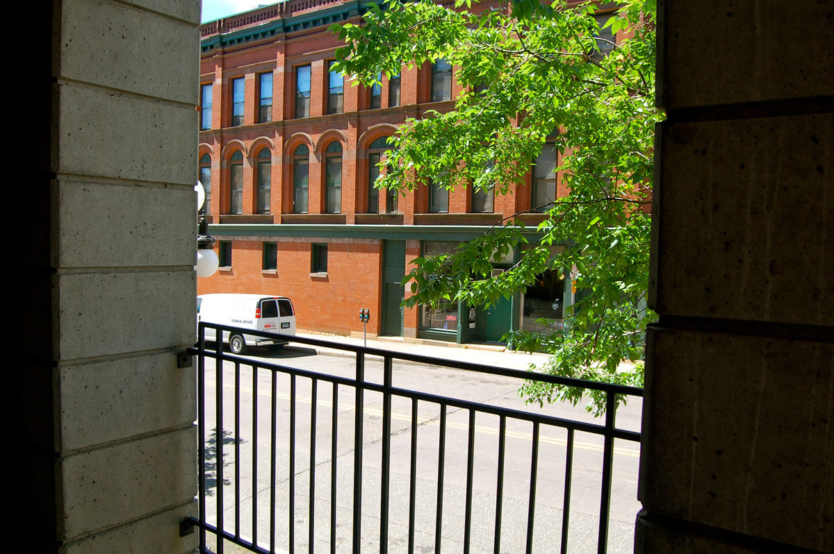 DSC_0428 sibley court apartments balcony