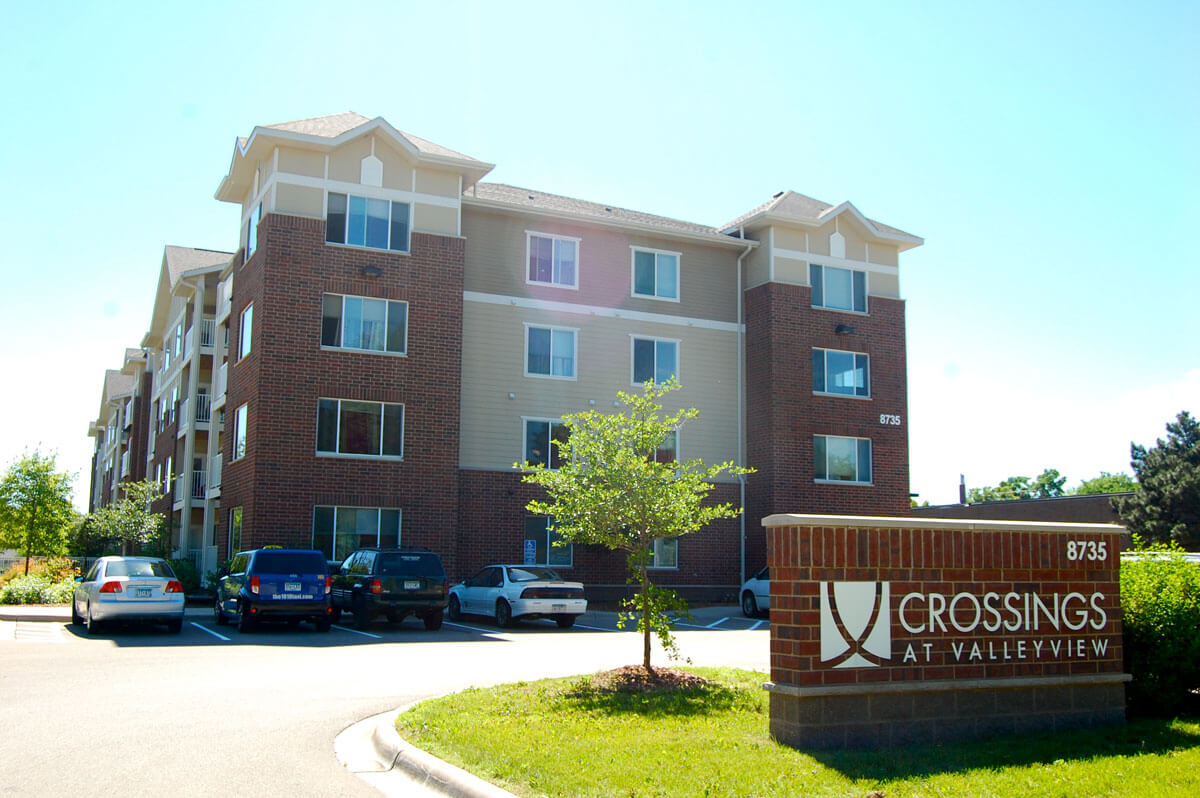 the crossings at valley view side