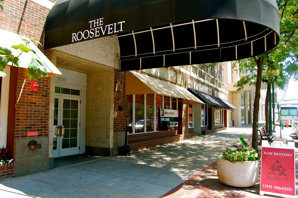 DSC_0576 the roosevelt entrance