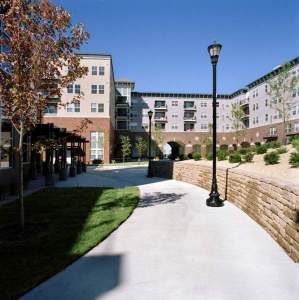 grande market place exterior walkway