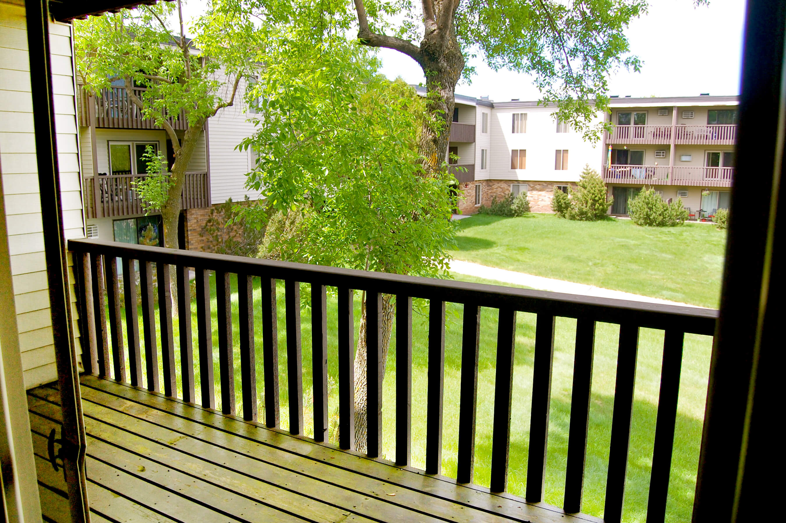HighlandChateau_Balconyedit highland chateau balcony