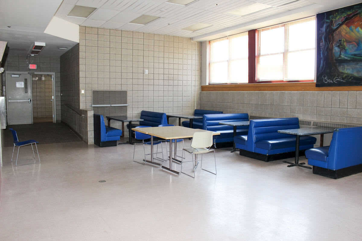 lincoln park apartments dining area