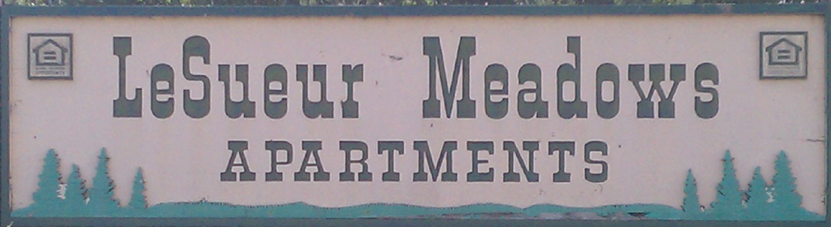 le sueur meadows apartment logo