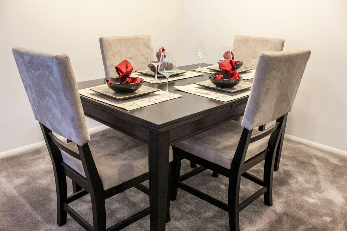 autumn ridge dining table