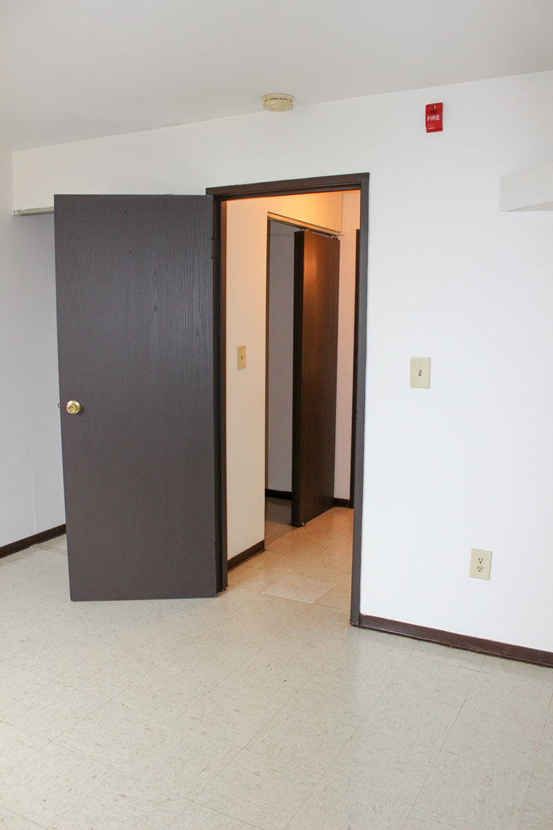 highland park apartments doorway