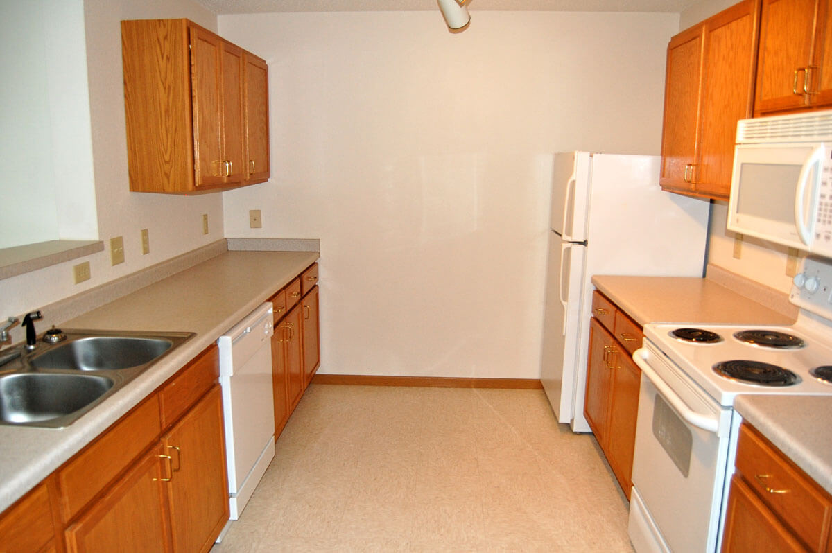 blaine_12 blaine town square senior kitchen