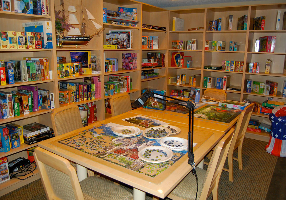 blaine_5 blaine town square senior game room