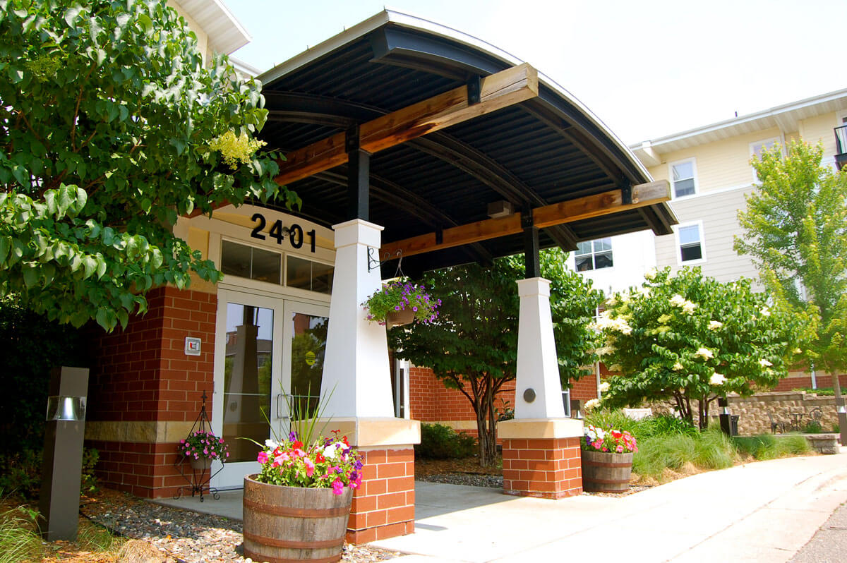 blaine_5ext blaine town square senior entrance