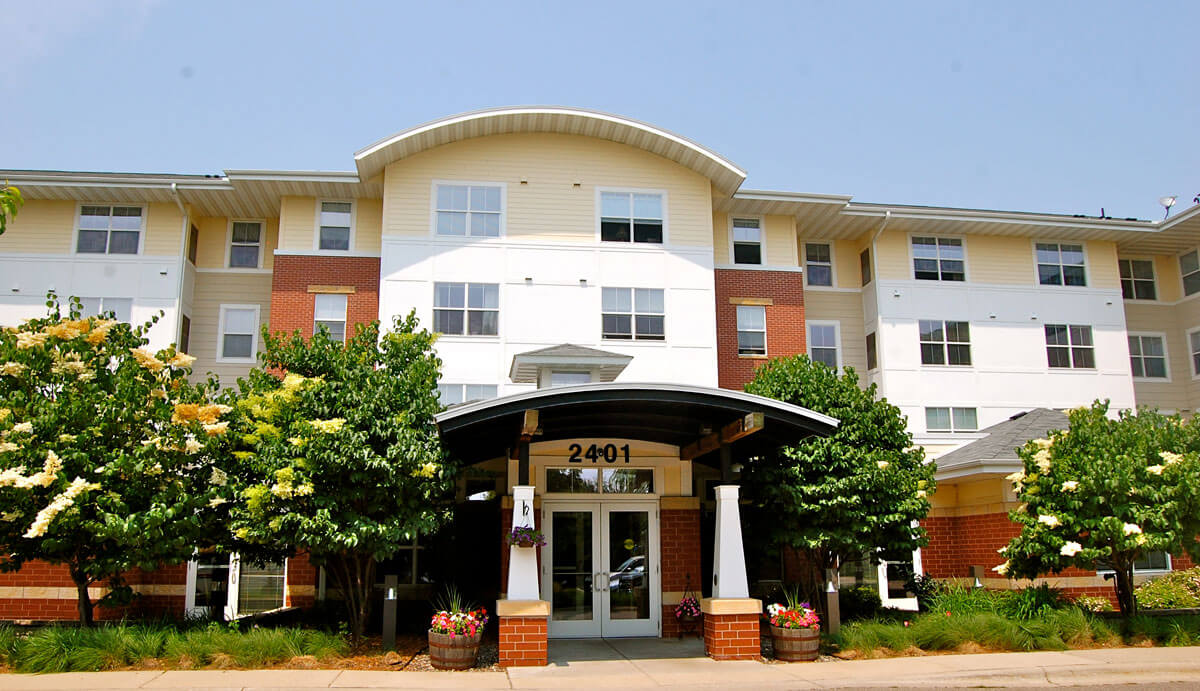 blaine_6ext blaine town square senior front entrance
