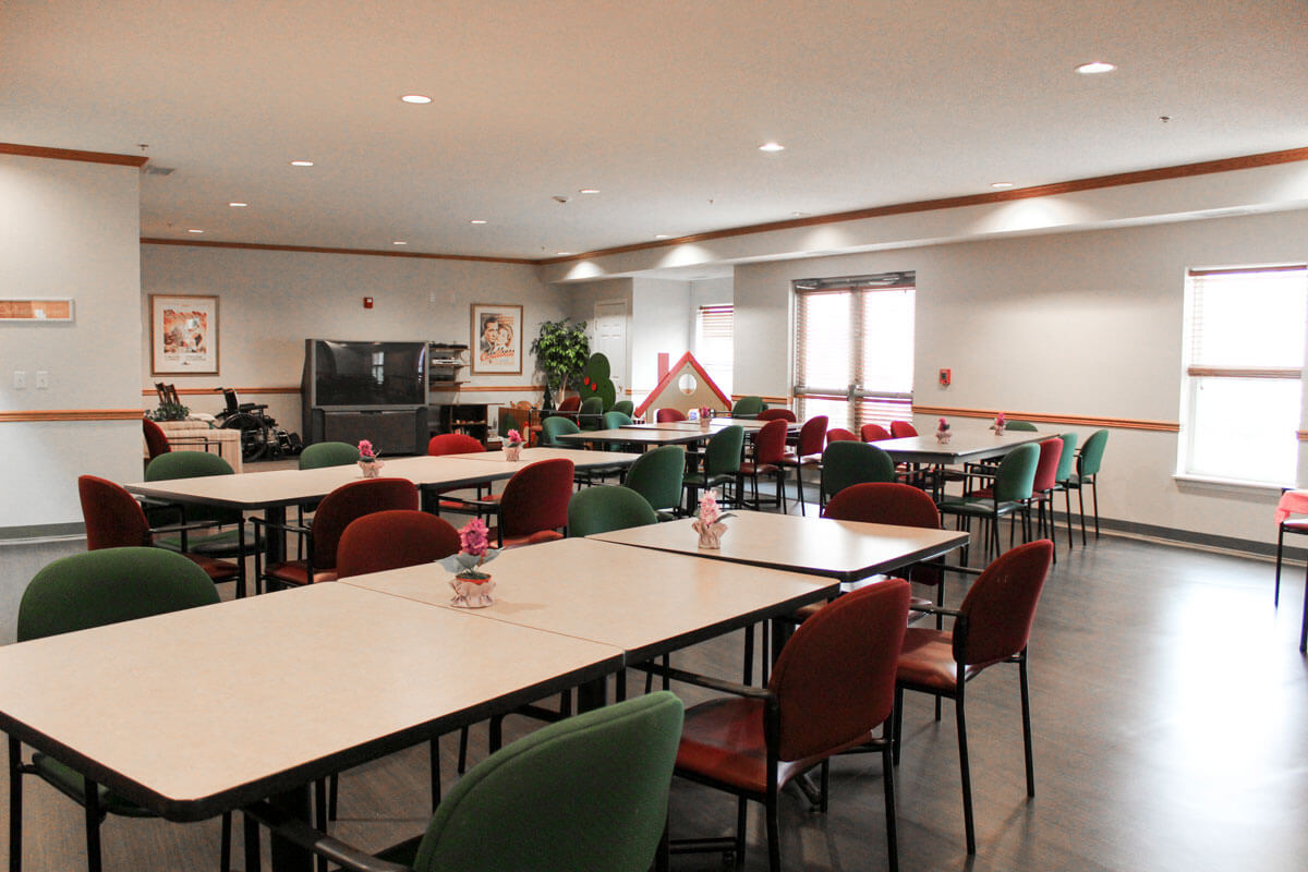 the shores senior apartments community room