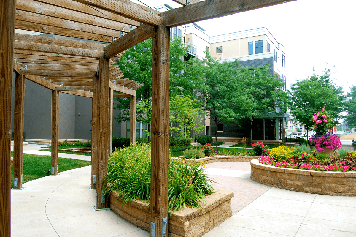 vines_1 vine street lofts garden and outdoor space