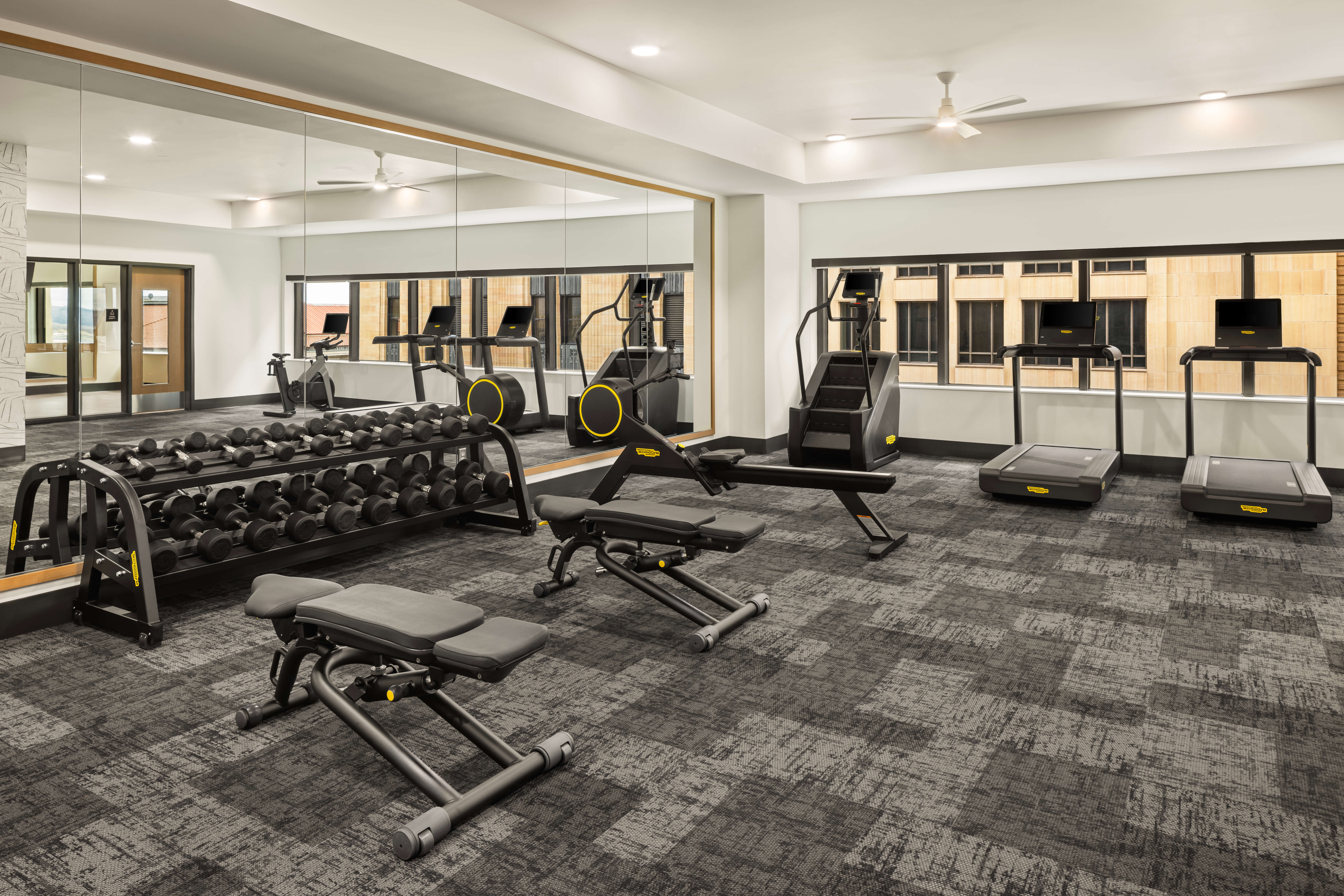Landmark_Tower_Fitness Studio_1